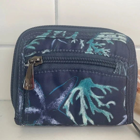 LUG “Splits” Wallet Navy Blue Sea Life Quilted RFID Compact Wallet - Picture 4 of 11